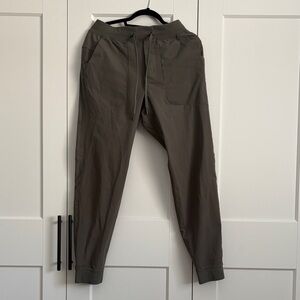 lululemon athletica Men's Olive Joggers